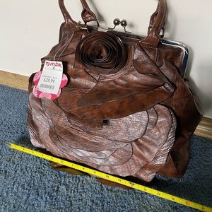 Cute faux leather bag. 12 x 15 x 5